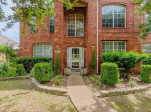 Family Friendly Spacious Home with Backyard Pool by Redawning