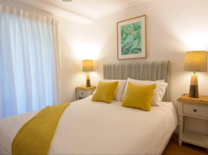 Noosa Keys Resort