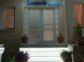 Decauville Hotel