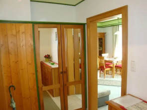 Holiday Apartment 1S oak Grove