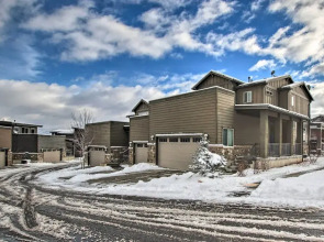 Edgewater Townhome ~ 7 Mi to Snowbasin Resort