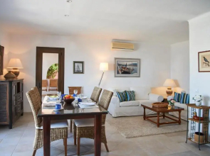 Las Escaleras - Sofia 72 B