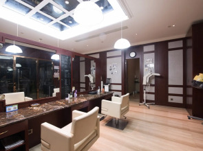 Royal International Hotel