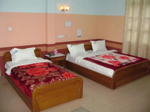 Lashio Power Hotel