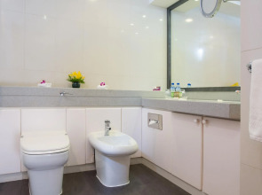 Millennium Plaza Downtown Hotel