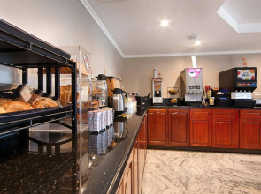 Best Western Pasadena Royale Inn & Suites