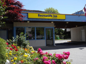 Recreation Inn & Suites