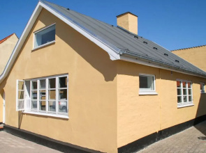 "Nanook" - 200m from the sea in NW Jutland