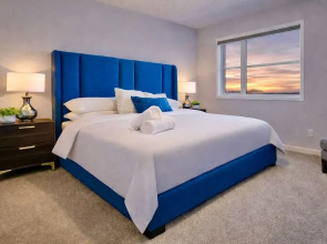Herron Street NEW Luxury Retreat 6 Beds A11y