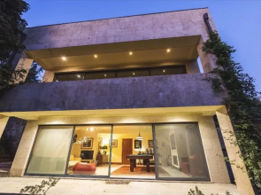 Impeccable 5 Bed House in Santa Cruz do Douro