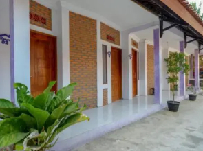 RedDoorz near Goa Jatijajar