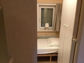 Hoofdplaat, Achterweg 10