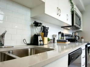 Gorgeous Modern 2BD Condo Heart of Wpg Location