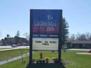 Crows Nest Inn Tawas