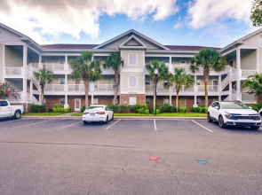 Barefoot Resort Condo w/ Pools & Balcony!