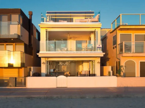 3312 W Ocean Front Ban 4 Bedroom Home