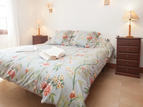 Villa Naos