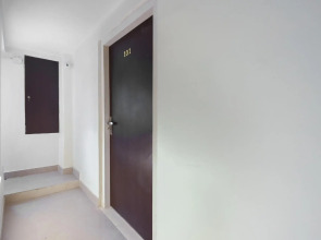 OYO 70985 Hotel Mayur