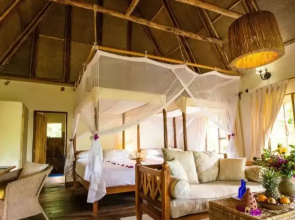 Bwindi Safari Lodge