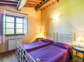 Private Garden and Pool, Near Siena and Crete Senesi
