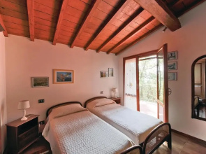 Stunning Home in San Feliciano Sul T.pg With 3 Bedrooms, Wifi and Outdoor Swimming Pool