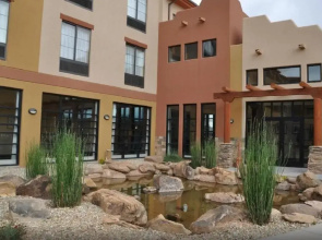 Moenkopi Legacy Inn & Suites