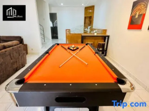 2-Stry 4BR Beside Jonker Street Taman Kota Laksamana 11 by Myplace