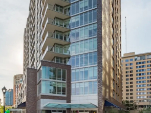 Bluebird Suites near Chevy Chase