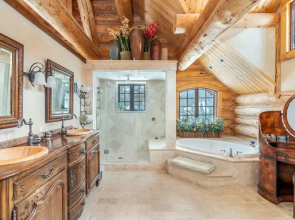 Hilltop Hideaway by Exceptional Stays