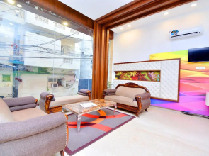 Collection O 30107 Crystal Chowk