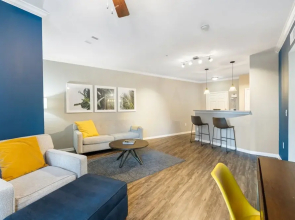 Kasa Dallas West End