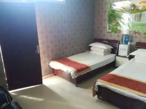 Longcheng Hotel