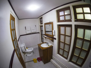 Thiri Nanda Villa