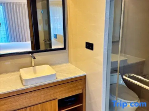 New stylish studio 45 sq min La Vita