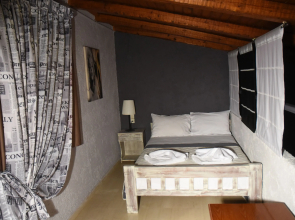 Anneta Studios
