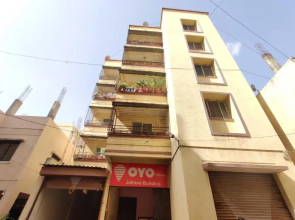OYO 89069 Jaihind Building