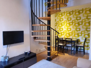 De Montfort Stylish Apartment Reading