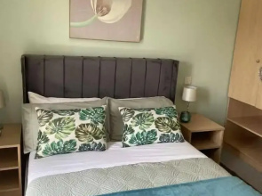 Llanwenarth hotel