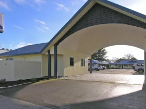 Discovery Motor Lodge