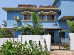 OYO 19828 Home Modern 2BHK Near Club Cubana