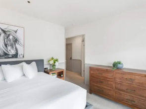 28 - Two Bedroom with Spa Enclave 2 Condo