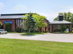 Travelodge by Wyndham Chatham