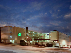 La Quinta Inn by Wyndham Austin Capitol / Downtown