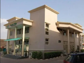 Summit Villas Suites & Apartment