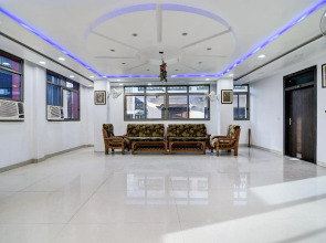 Capital O 38853 S Sumangalam Palace