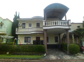 Villa Kota Bunga Protea