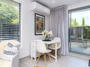 Riverside 1-Bed Apt - in the heart of the city