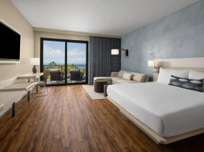 AC Hotel by Marriott Maui Wailea