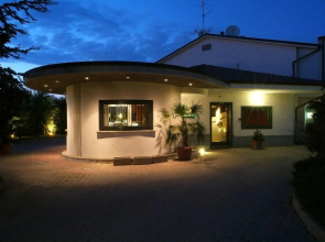 Motel K Suite A Tema & Wellness
