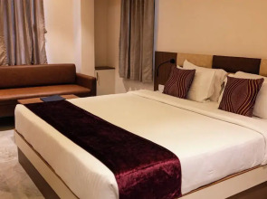 Freesia Resort by Express Inn